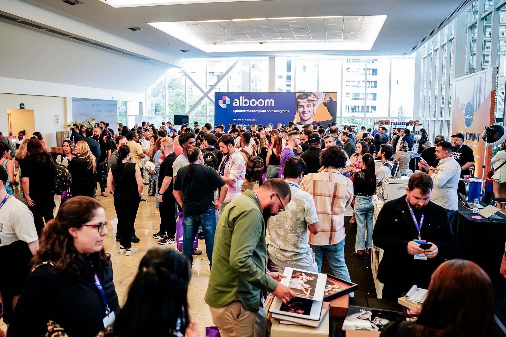 Feira de negócios do Alboom Summit 2023